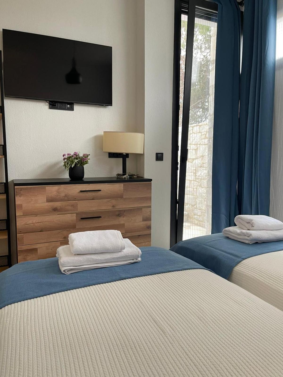 Allure Luxury Villas 3&4 Serenity Retreat Moni Evaggelistrias Eksteriør bilde